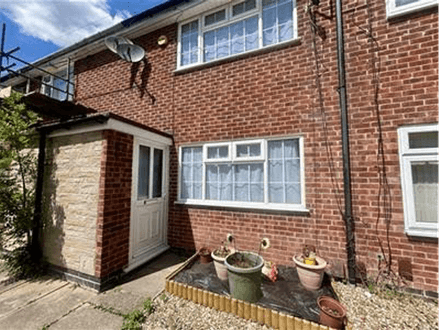 Two Bedroom Mid Terraced Home - Ideal First Time or Buy-to-Let Purchase - Leicester (LE2)