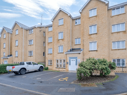 Two Bedroom Apartment - Vacant - Ideal First Time or Investment Purchase - (Net 8% Yields) - Burnley (BB11)